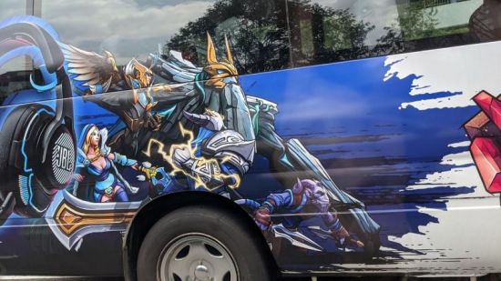 PUBG MOBILE与冰雪健将合作纪录片传递电竞精神